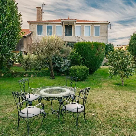 Casa Dos Arcos 카민하